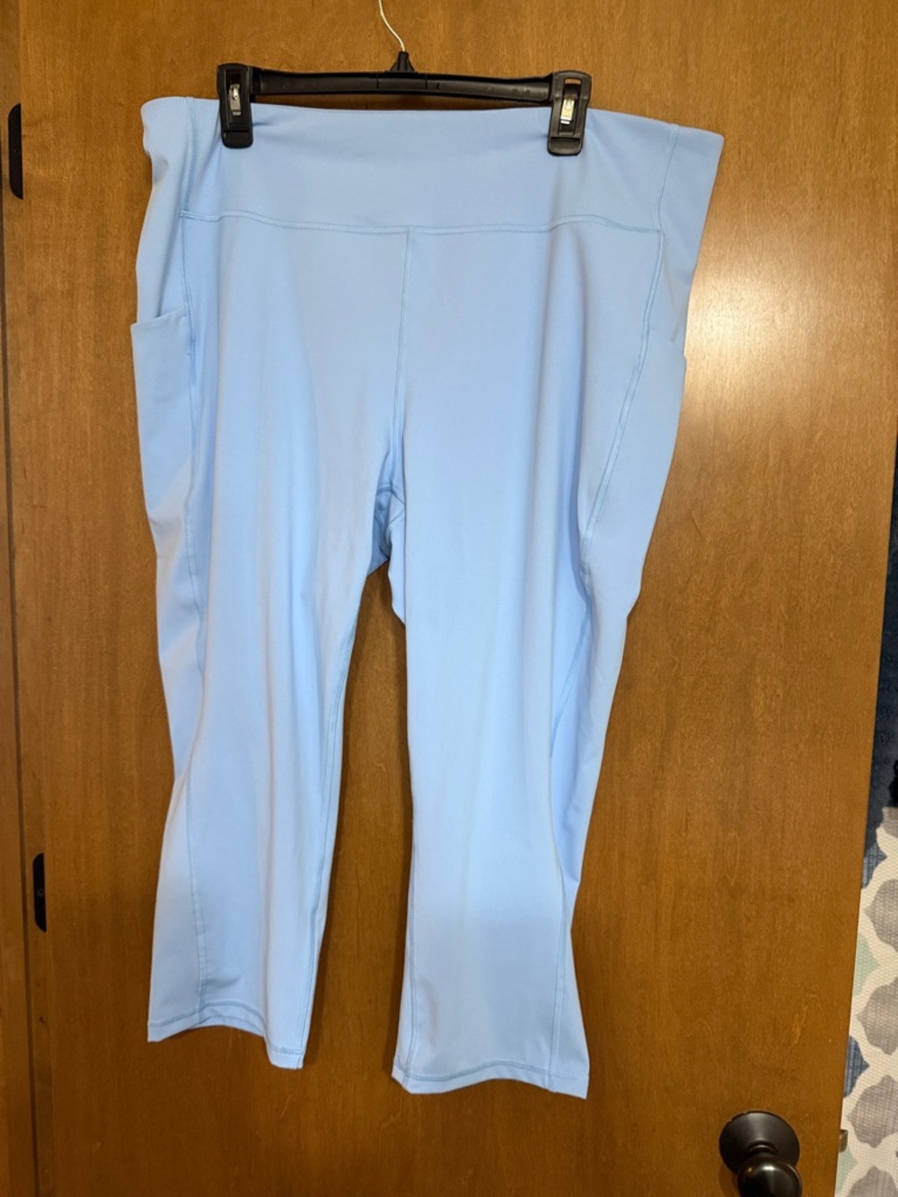 NWT Tek Gear Light Blue Women's High-Waist Capri Leggings